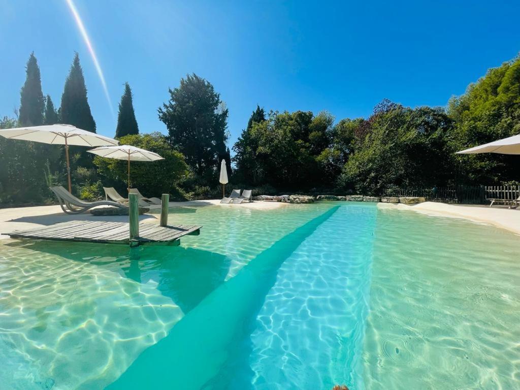 La Bastide Des Grands Chenes Bed & Breakfast Lambesc Bagian luar foto
