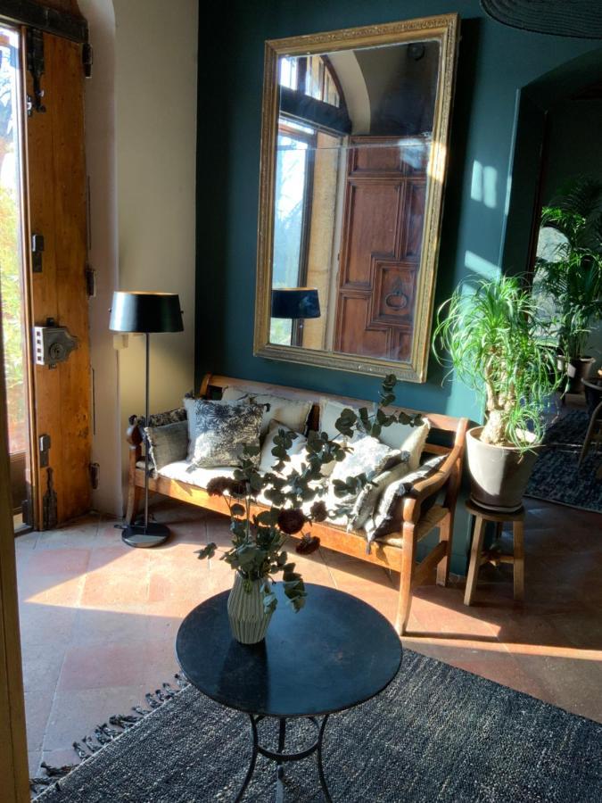 La Bastide Des Grands Chenes Bed & Breakfast Lambesc Bagian luar foto