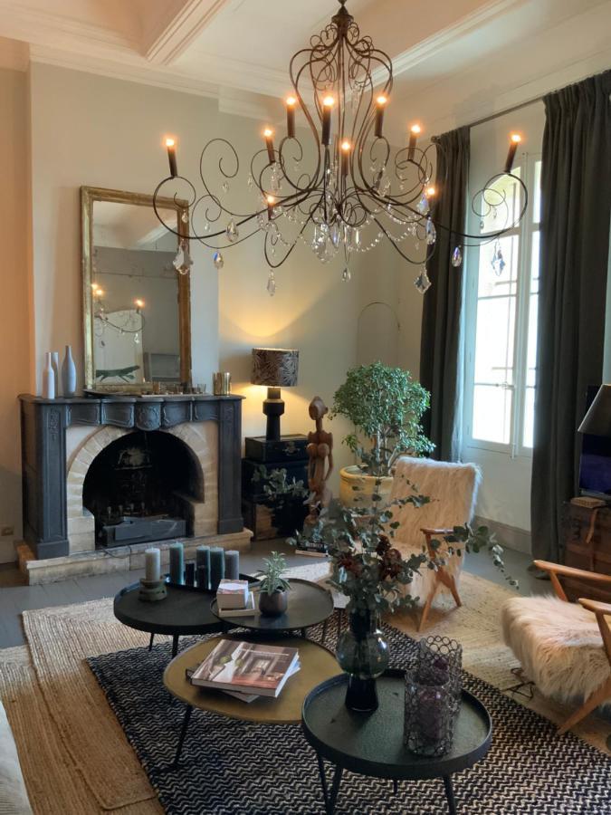 La Bastide Des Grands Chenes Bed & Breakfast Lambesc Bagian luar foto