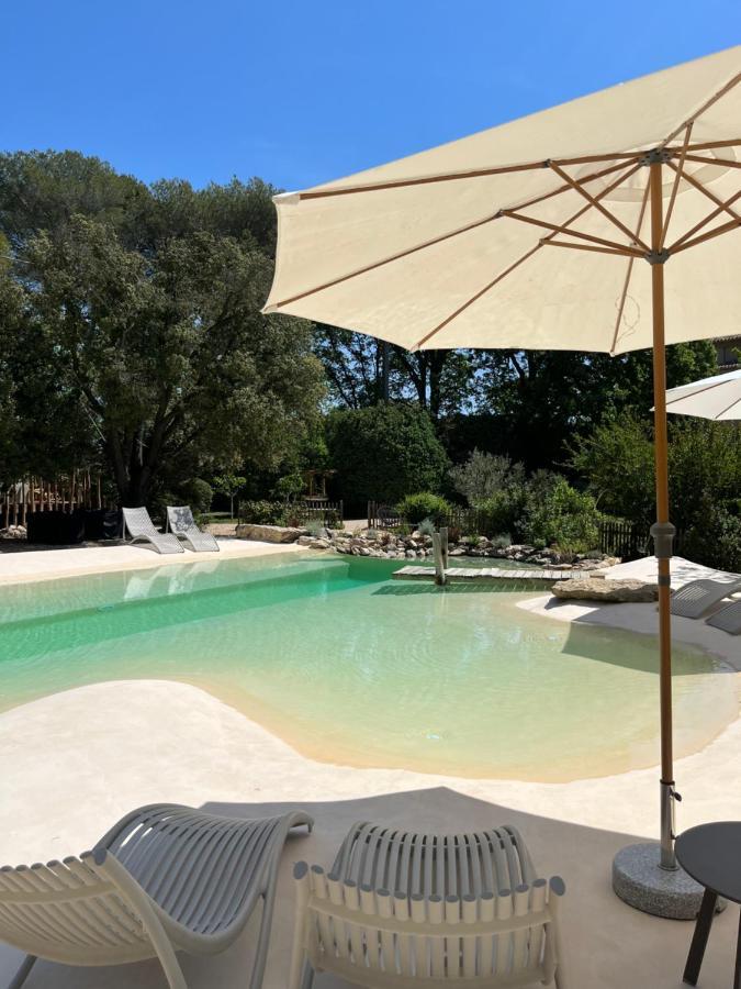 La Bastide Des Grands Chenes Bed & Breakfast Lambesc Bagian luar foto